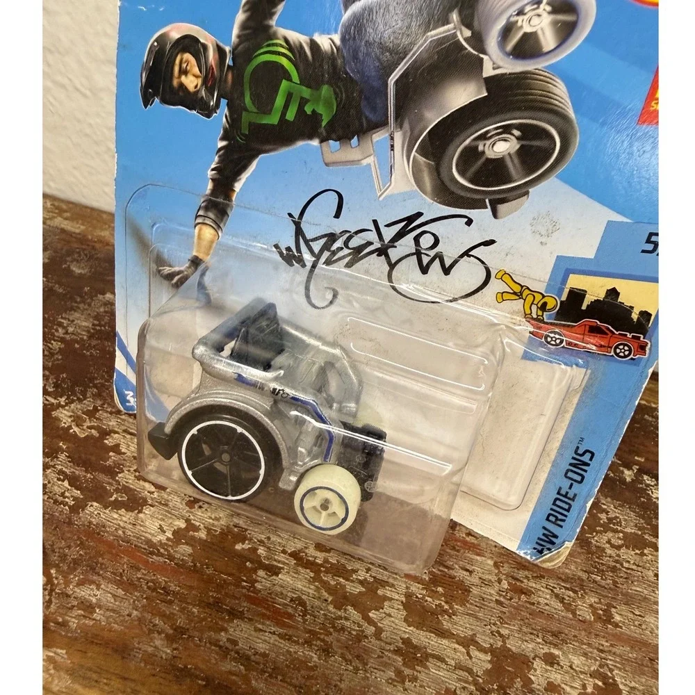 2019 Hot Wheels Aaron Wheelz Ride-Ons Wheelie Chair Die Cast Toy Special Edition